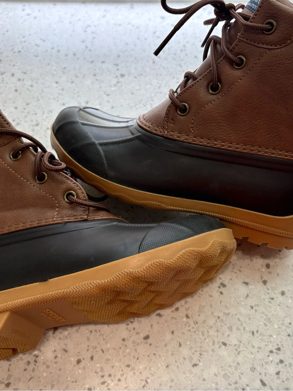 Sperry port duck